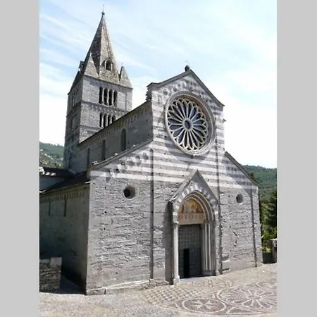 Casa Del Sole San Salvatore (Genoa)