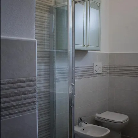 Casa Del Sole 아파트 San Salvatore (Genoa)